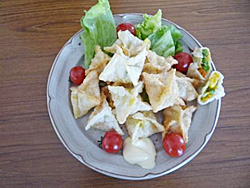 ミックスベジタブルのカレー風味サモサ