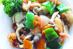 鶏唐揚げの野菜あんかけ