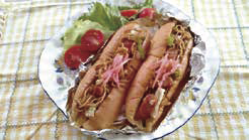 夏休みのランチに！焼そばパン